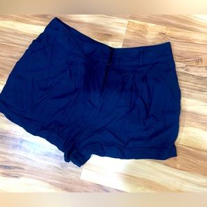 Forever 21 navy pleated shorts